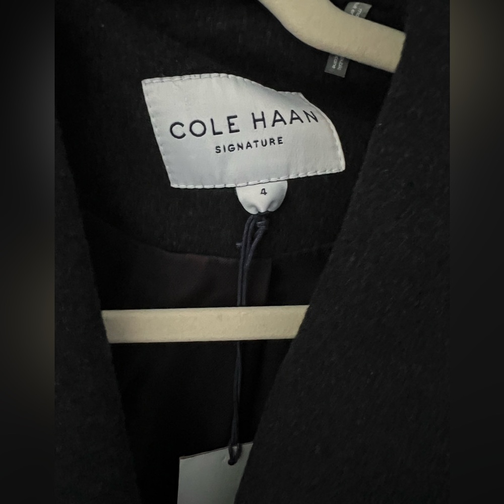 Cole Haan Oversized Wing Collar Belted Wool Blend Wrap Coat in Navy Size 4 New - Picture 4 of 8